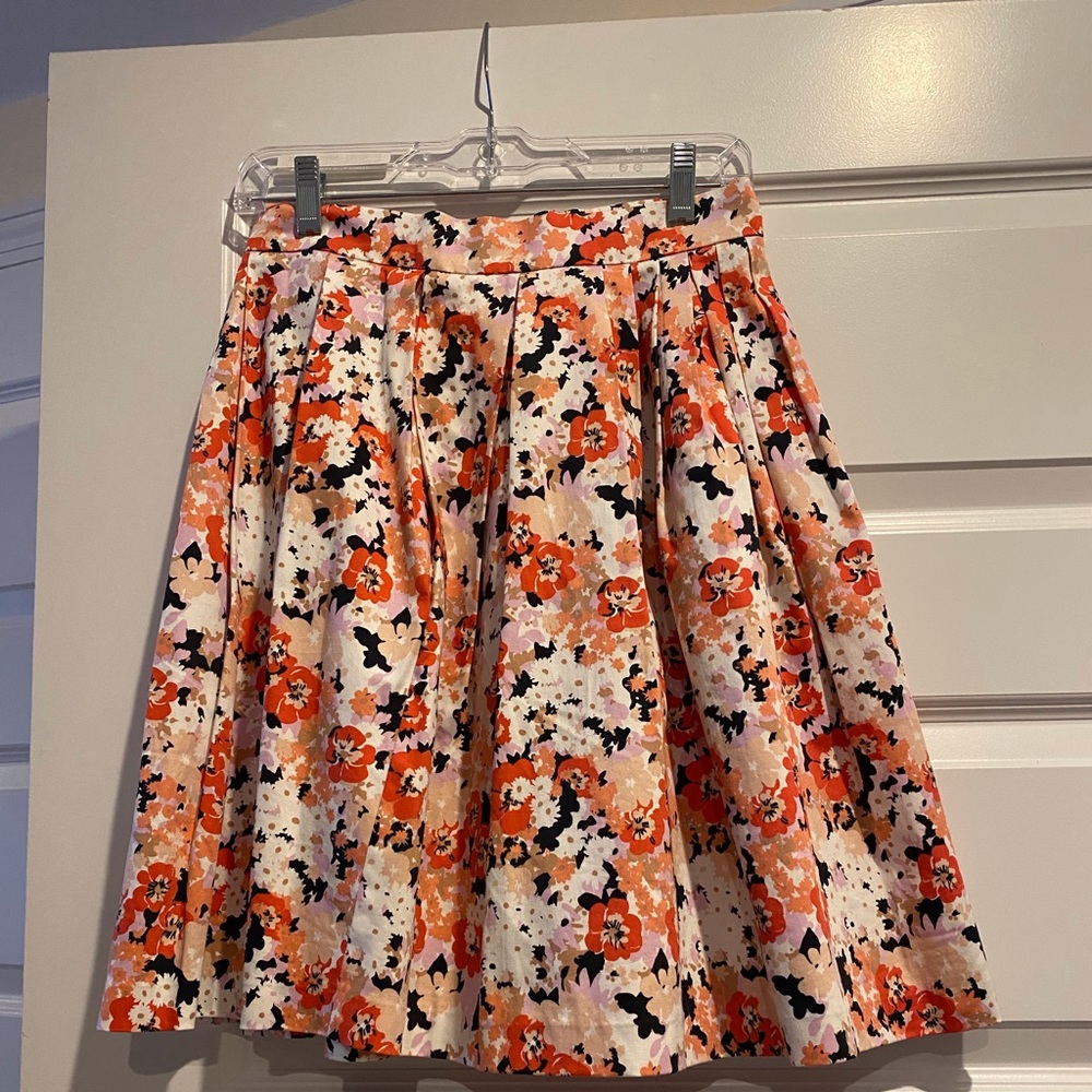Cute women’s skirt